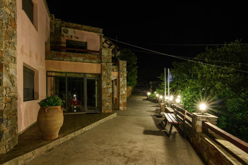 Makronas Apartments Karystos  Dış mekan fotoğraf