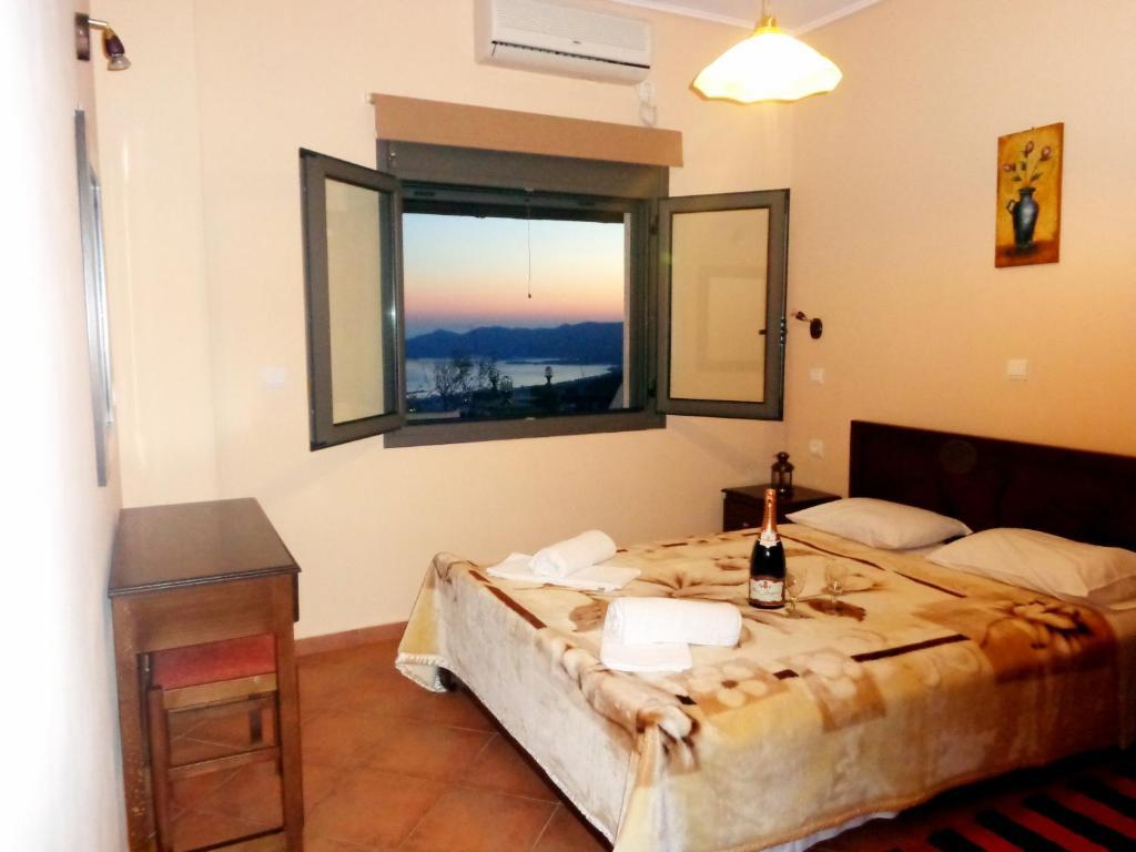 Makronas Apartments Karystos  Dış mekan fotoğraf